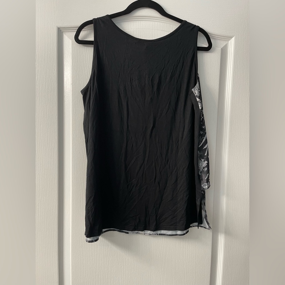 DG2 by Diane Gilman Easy Tank Black/Gray Pattern - Picture 5 of 6
